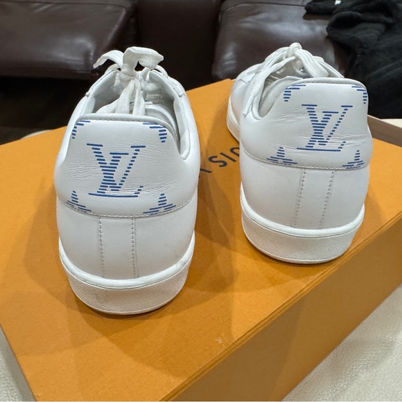 Louis Vuitton Calfskin Luxembourg Samothrace Men’s size 9 LIKE NEW - Picture 3 of 6